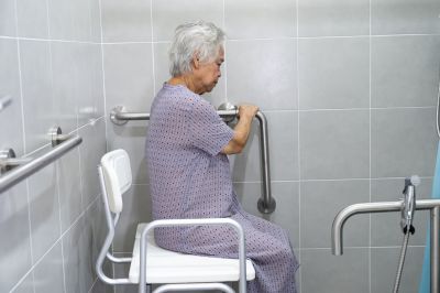 Best Elderly Bathroom Renovation Contractors in Akron, OH